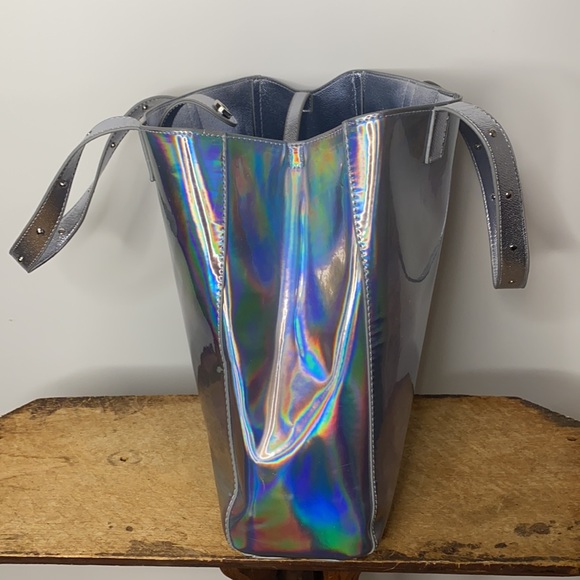 FUN Holographic Handbag Purse Tote - Picture 10 of 10